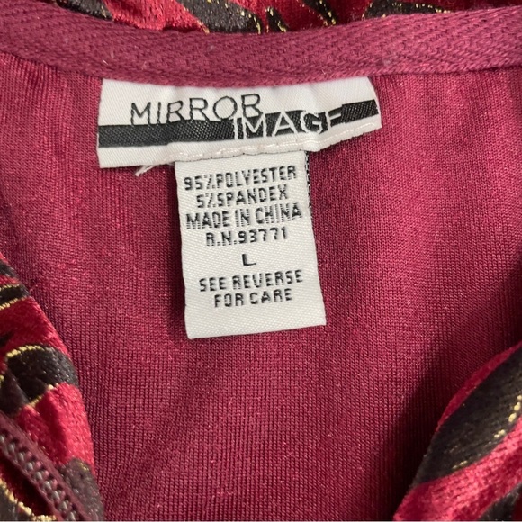 Mirror Image Black Cherry Tiger Print Sweater colors of gold, black size L - Picture 6 of 12